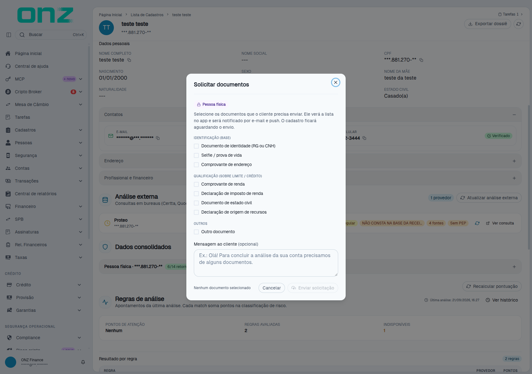 Janela de solicitação de documentos, com a lista de itens e a observação